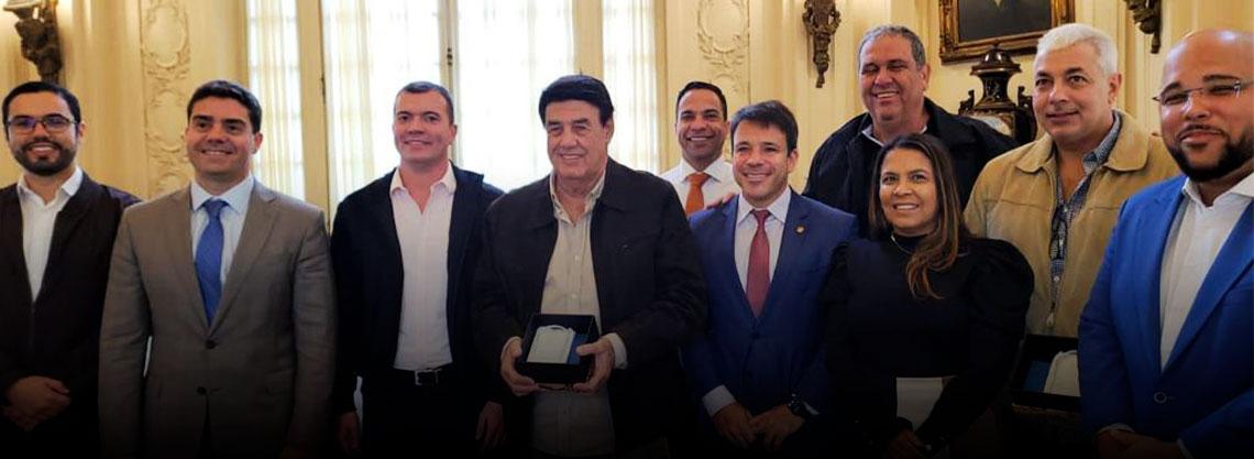 Câmara do Rio homenageia LIESA e Riotur pela beleza e organização do Carnaval 2022