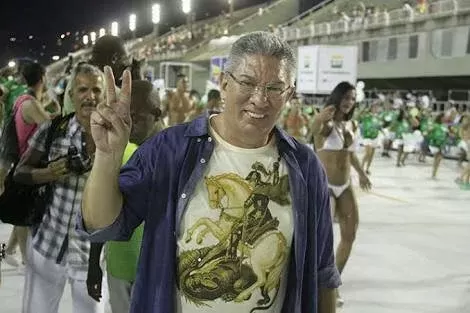 Wilson Moisés ex presidente da Vila Isabel é assassinado no Rio.