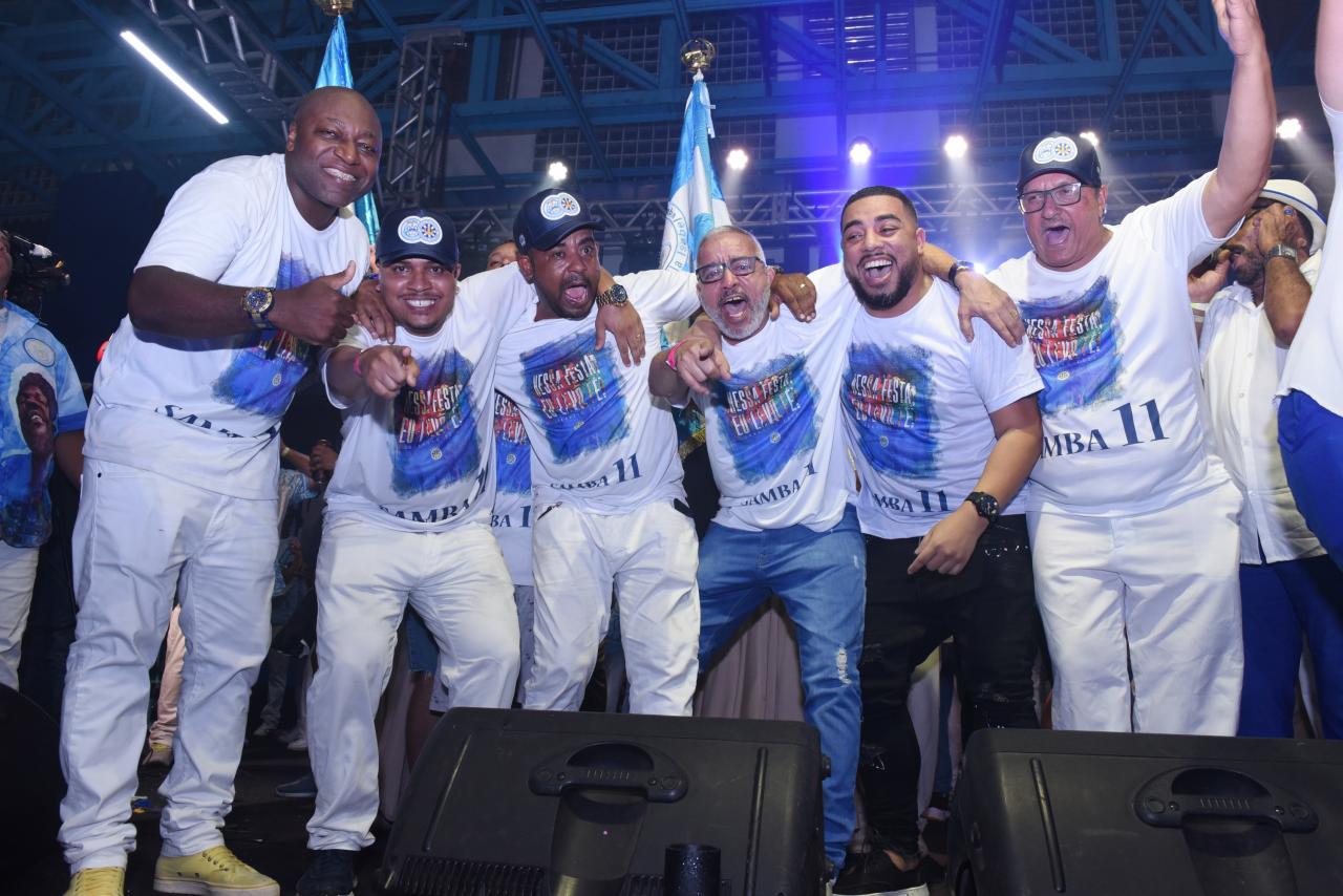 Evoé! Com festa da Comunidade, Vila Isabel escolhe seu hino para o Carnaval 2023