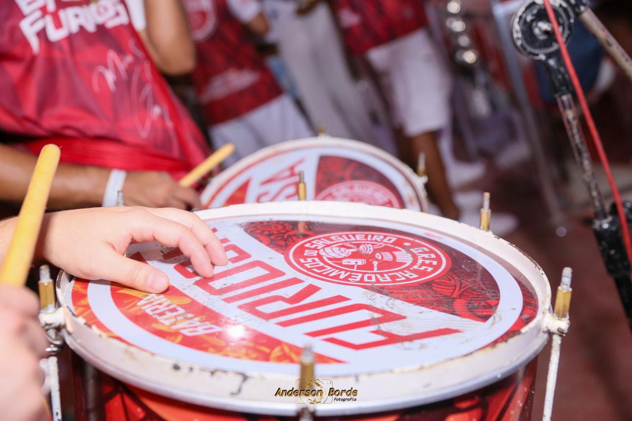 Salgueiro convida Mangueira e Mocidade Alegre para o ensaio deste sábado