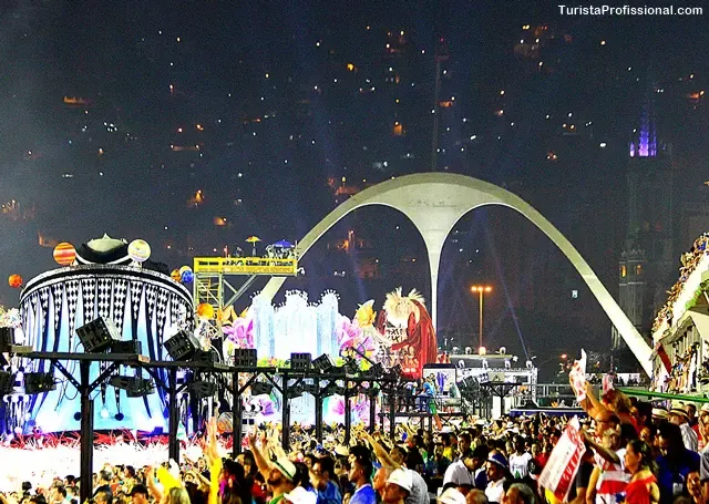Sistema de reconhecimento facial deve ser utilizado nos arredores do Sambódromo durante o Carnaval.