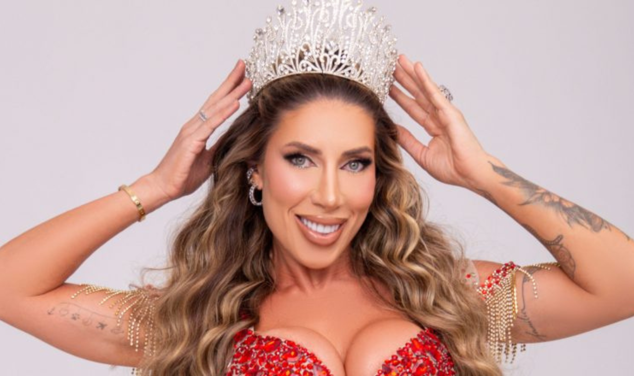 Tati Minerato é a nova Rainha da Estácio de Sá.