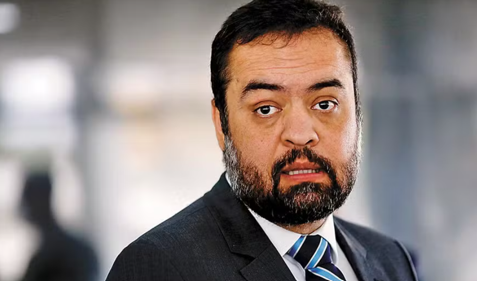 Após polêmica ordem de despejo, Governador do Rio, garante que Império Serrano e Niterói não serão despejadas.