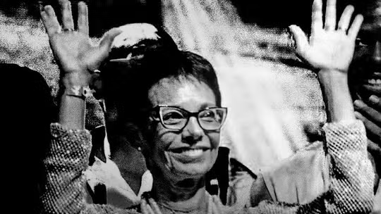 Morre a carnavalesca Márcia Lage, aos 64 anos.