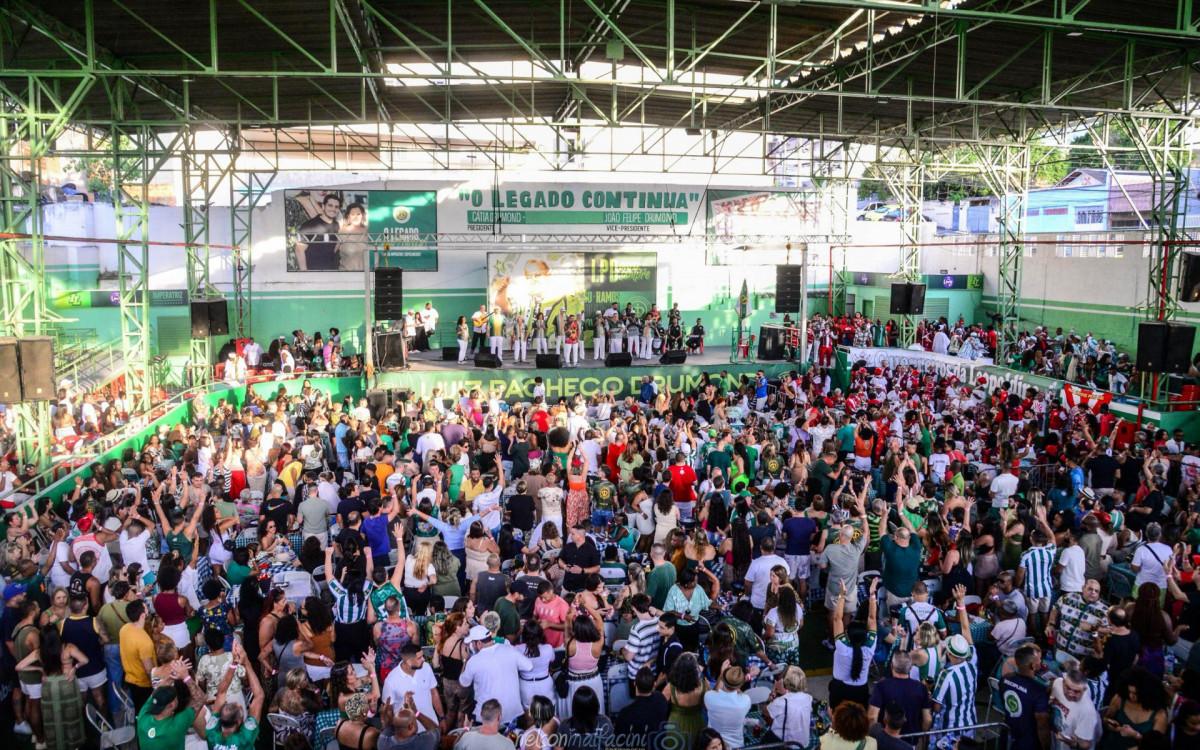 Feijoada vai marcar início do concurso de samba-enredo da Imperatriz.