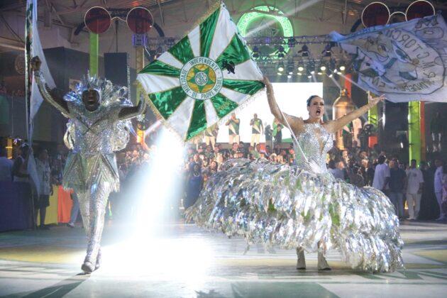 Mocidade escolhe samba-parceria de Jefinho Rodrigues em grande final com Maracanã do Samba LOTADO!
