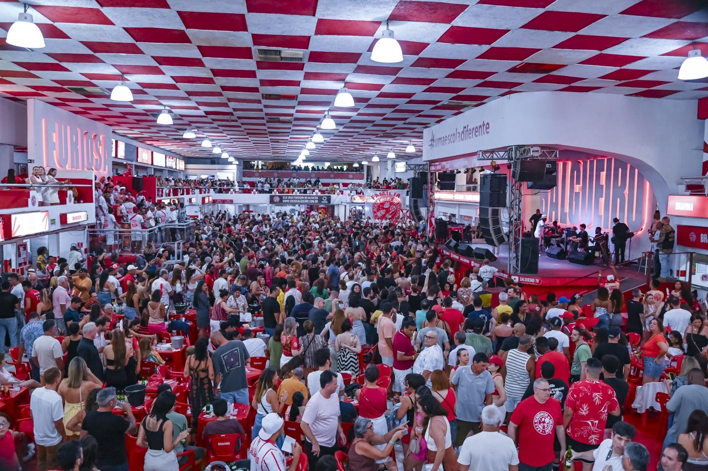 Salgueiro recebe Acadêmicos de Niterói e Império Serrano neste sábado (25).
