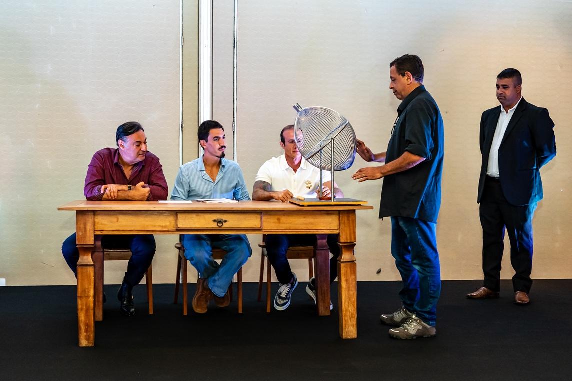 Liesa sorteia os módulos dos jurados para o Rio Carnaval 2026