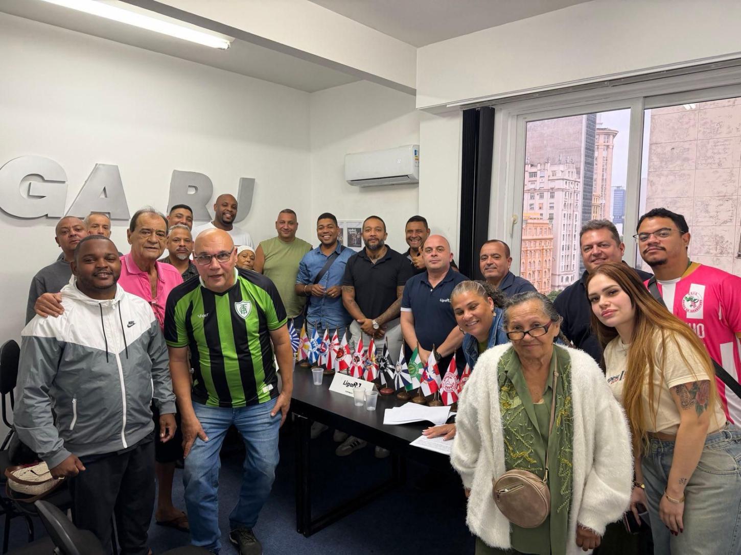 LIGA RJ critica modelo de credenciamento e aponta ‘elitização’ do Carnaval 2026 na Sapucaí.