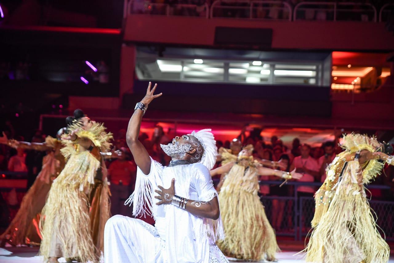 Acari estreia com força e mostra que pode brigar pelo acesso