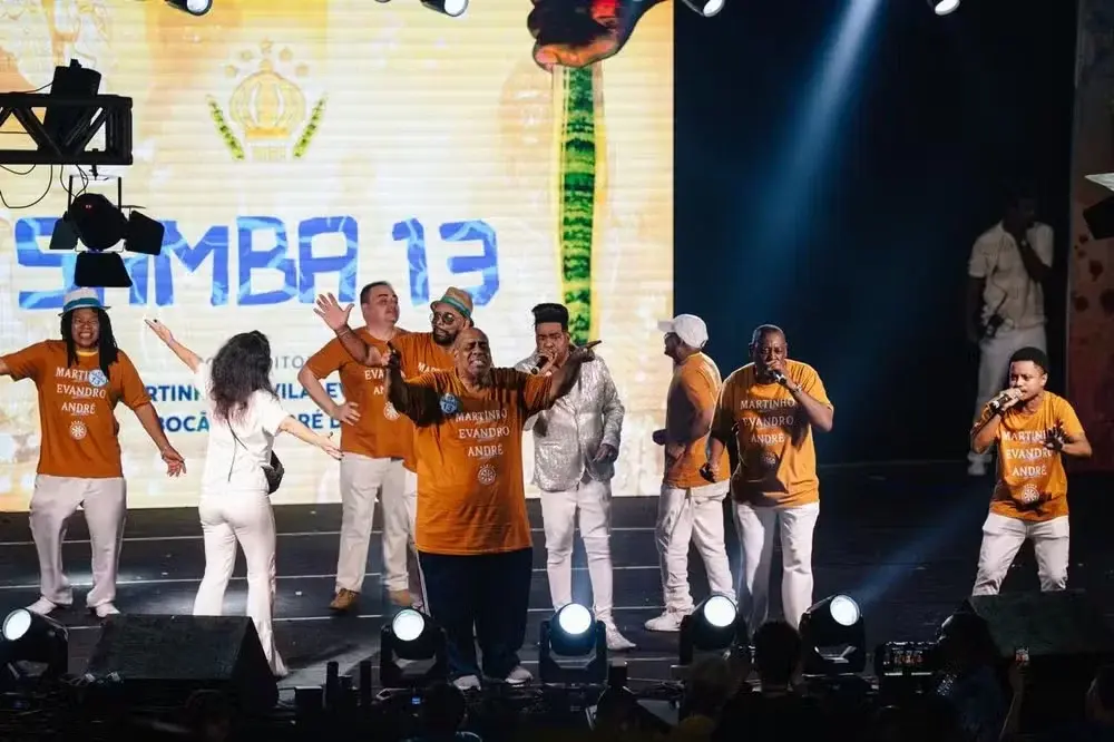 Vila Isabel desfaz fusão e escolhe samba de Martinho para Carnaval 2027.