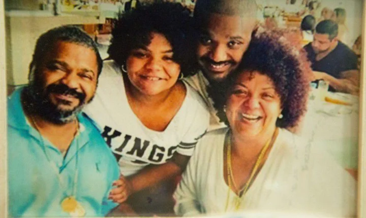 Flora Cruz faz evento em homenagem ao pai, Arlindo Cruz, no Casarão do Firmino no próximo domingo dia 06, véspera de feriado.