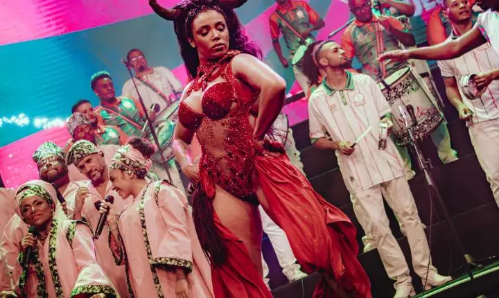 Rio Carnaval revela bastidores das gravações do álbum dos sambas de enredo para 2027.