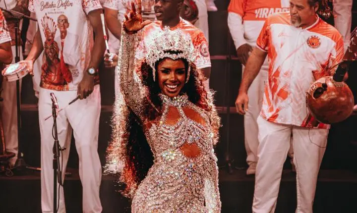 Rio Carnaval revela bastidores das gravações do álbum dos sambas de enredo para 2027.
